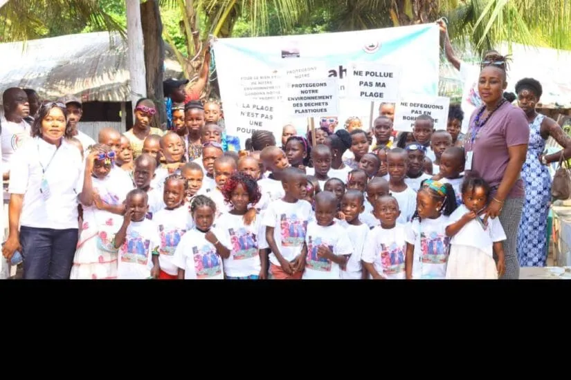 Arbre de Noël 2020 à Bassam : l’ONG  « Jah Live » aux cotés des orphelins