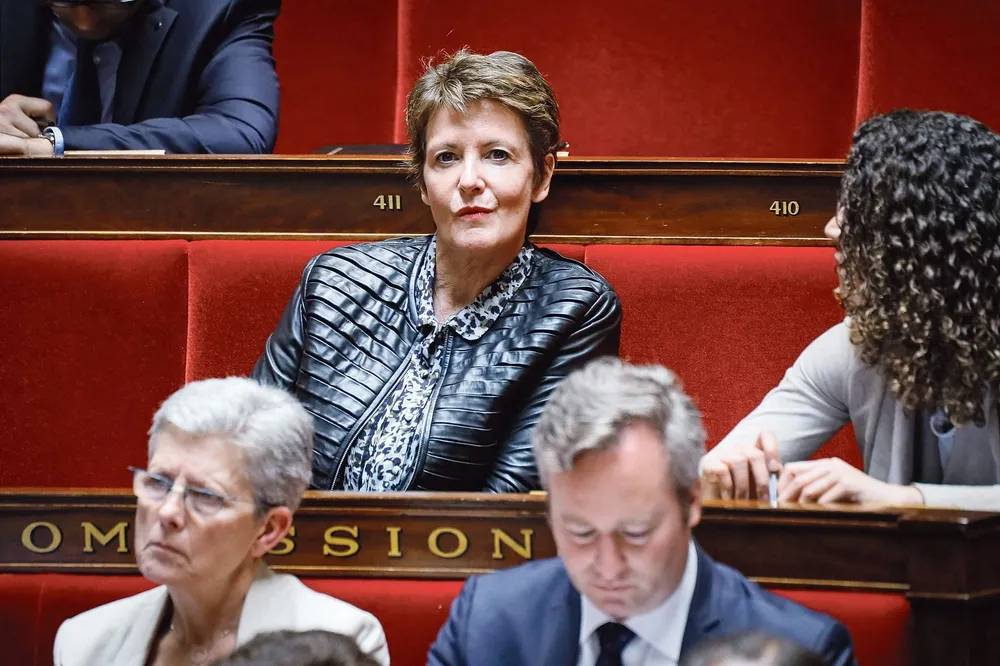 Investiture Ouattara : grosse pression des députés français sur Macron, Frédérique Dumas à la manœuvre