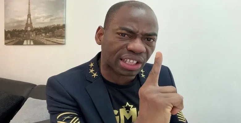 Affaire Lolo Beauté – Emmanuelle Kéita: Makosso réagit, « vous êtes de vieilles filles célibataires. Arrêtez »