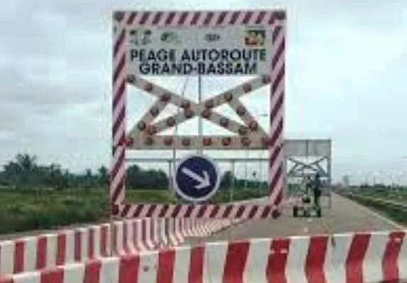 Autoroute de Grand-Bassam : de récurrents accidents de véhicules constatés
