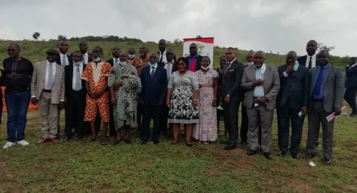 Côte d’Ivoire : des fonctionnaires reçoivent leurs terrains