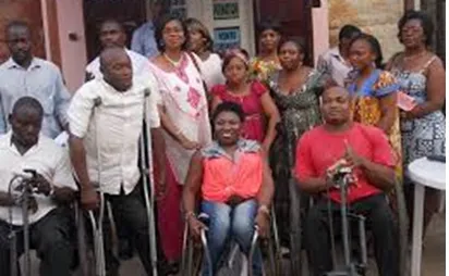Culture: 72 handicapés s’initient aux techniques à Oulé