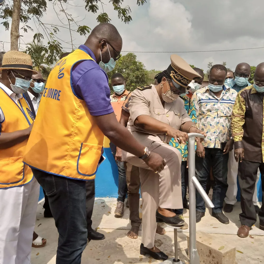 Remise des clés d’une pompe à motricité humaine rénovée à la léproserie de Dimbokro – Actualité ivoirienne 31/01/2021
