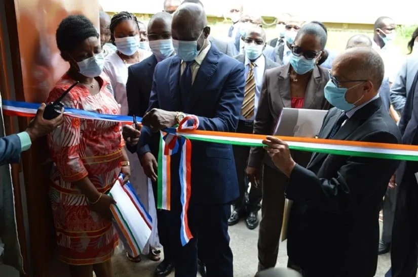 Université de Cocody : Adama Diawara inaugure des espaces numériques