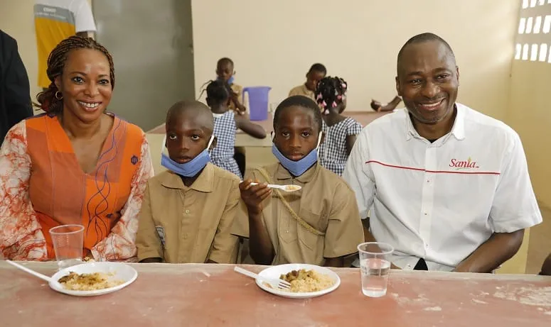 Groupe scolaire Binzra : la Fondation SIFCA offre une cantine aux élèves