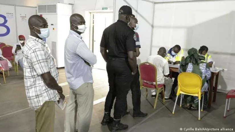 Covid-19 : des doses de vaccin pour une population encore sceptique (Feature) – Actualité ivoirienne 03/03/2021