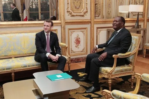 Alassane Ouattara a Abidjan après un séjour en France