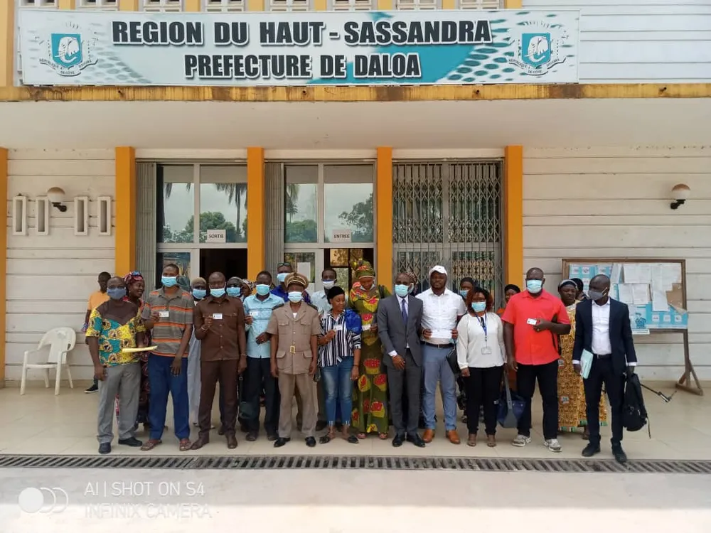 Des commerçants de Daloa reçoivent leurs cartes professionnelles – Actualité ivoirienne 05/03/2021