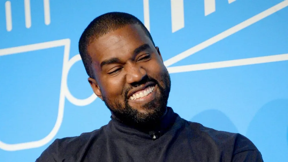 Kanye West retrouve le sourire après son divorce: il devient l’afro-américain plus riche de l’histoire des USA