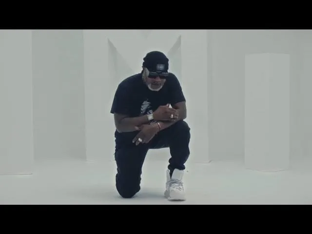 Koffi Olomide : « Excellence », le clip officiel en hommage à Hambak