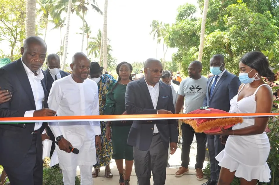 Siandou Fofana inaugure le complexe hôtelier BBR de Fabrice Sawegnon