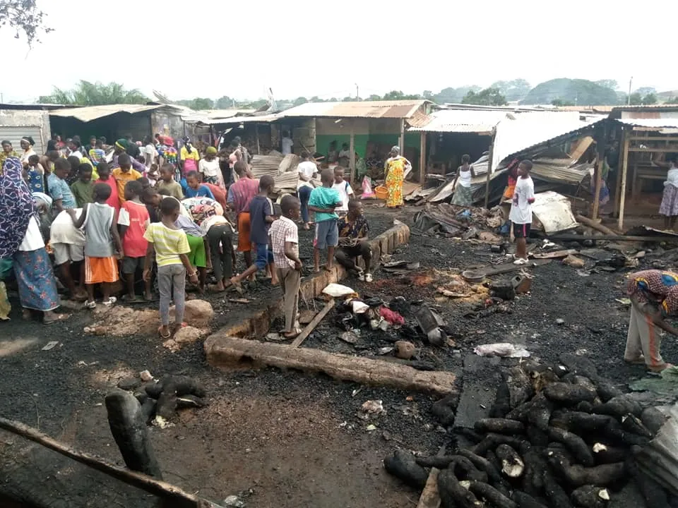 Incendie à Yopougon Koweït : une vingtaine de baraques ravagée