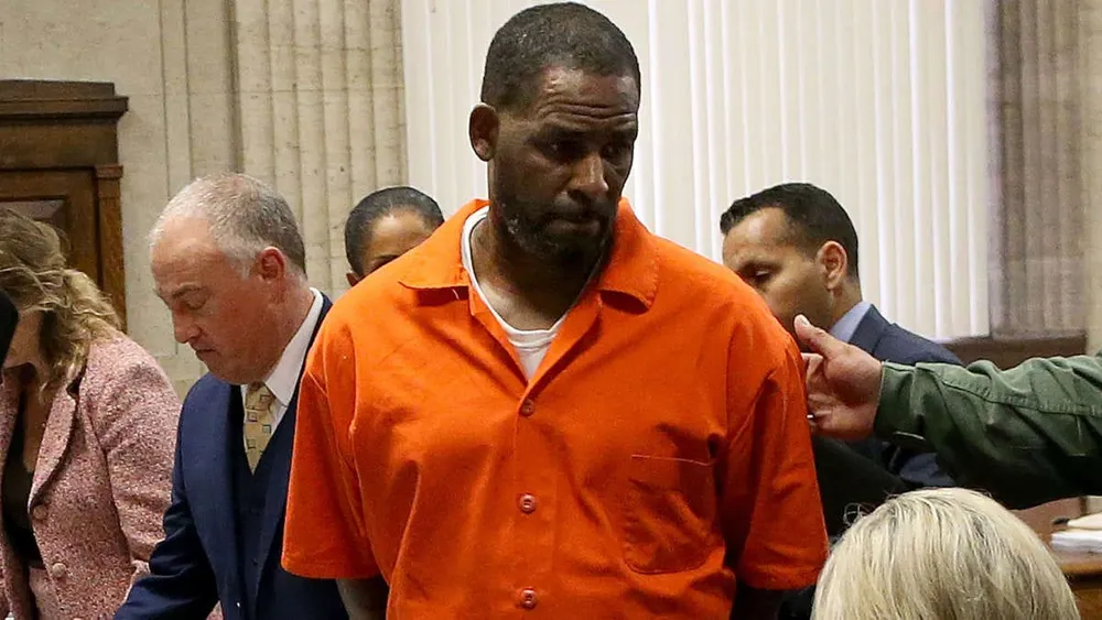 R. Kelly condamné à 30 ans de prison pour viol