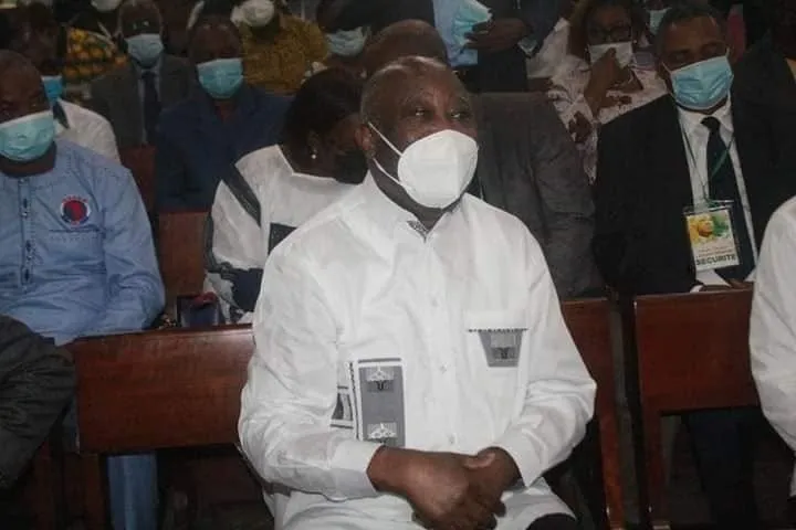 Laurent Gbagbo à la cathédrale St Paul du Plateau, en images