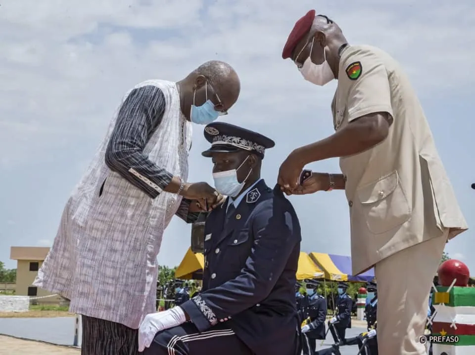 Cérémonie de sortie de la 5e promotion de l’Académie de Police au Burkina Faso