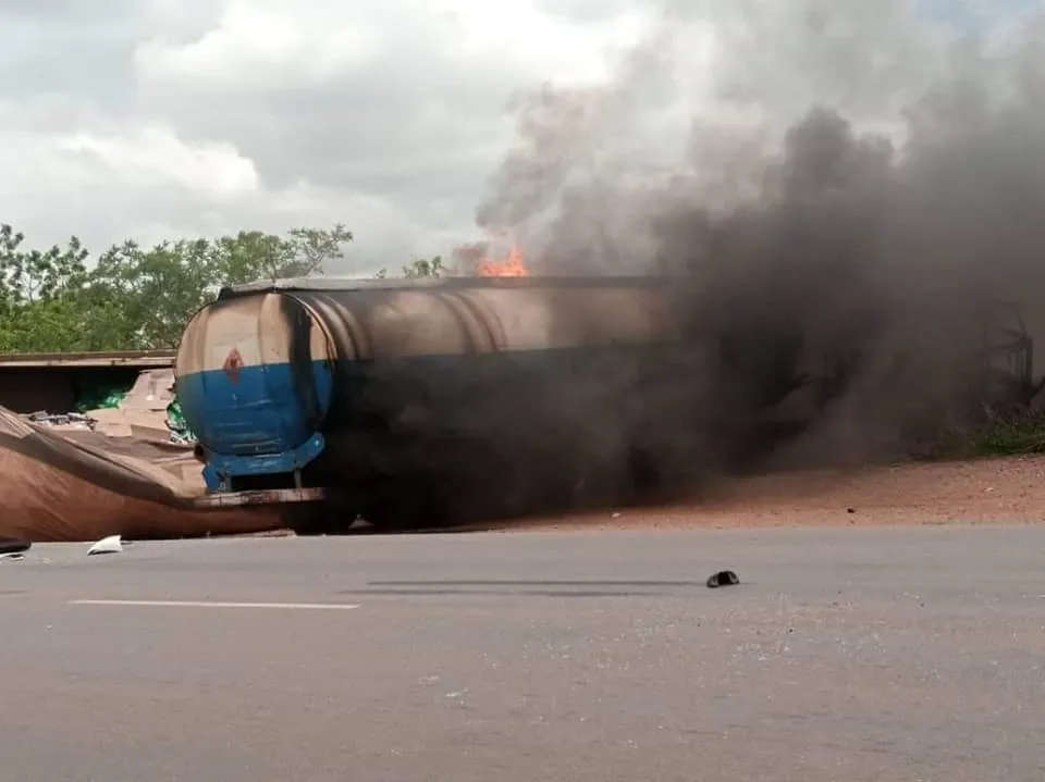 Explosion d’un véhicule de transport à M’Bahiakro : 4 morts