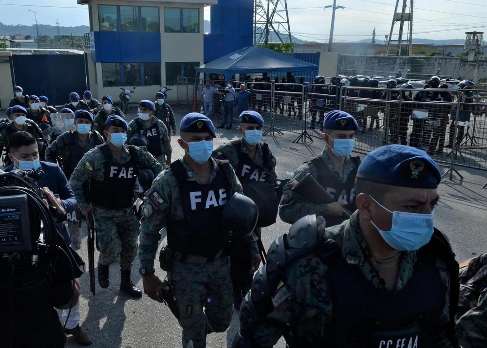 Emeutes dans deux prisons au Equateur : 18 morts