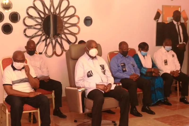 Laurent Gbagbo rend hommage à son jumeau Sangaré Abou Drahamane