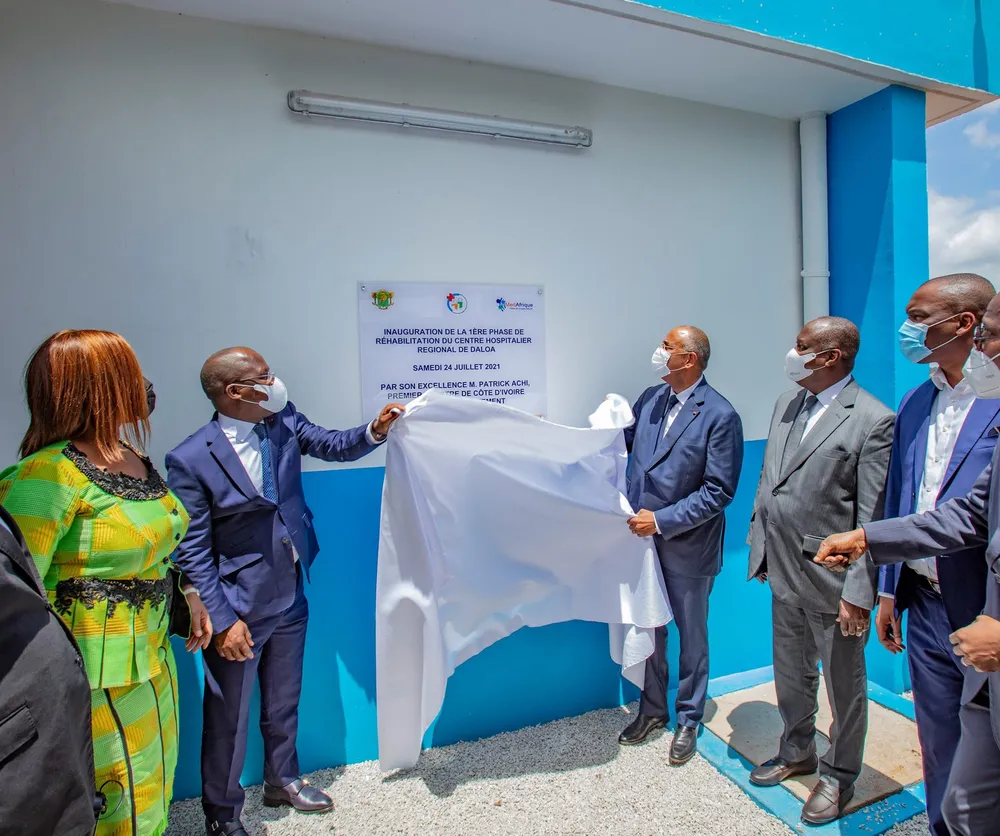 Patrick Achi inaugure la première phase de réhabilitation CHR de Daloa