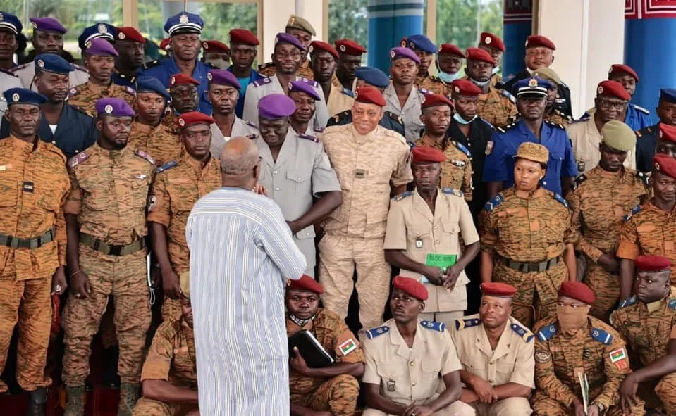 Tirs entendus dans les casernes au Burkina ce 23 janvier 2022 : le gouvernement se prononce