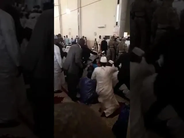 Mali : voici la vidéo de l’attaque au couteau contre le président Assimi Goïta