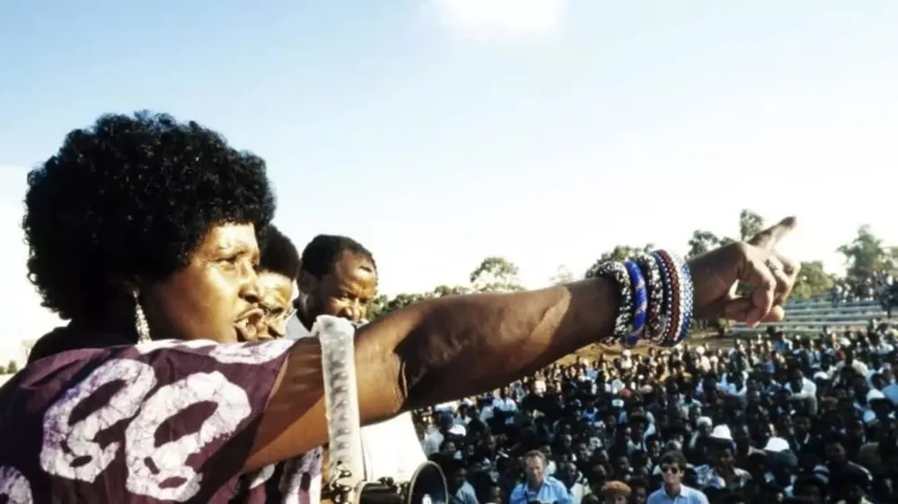 Afrique du Sud: la ville de Brandfort rebaptisée «Winnie Mandela»