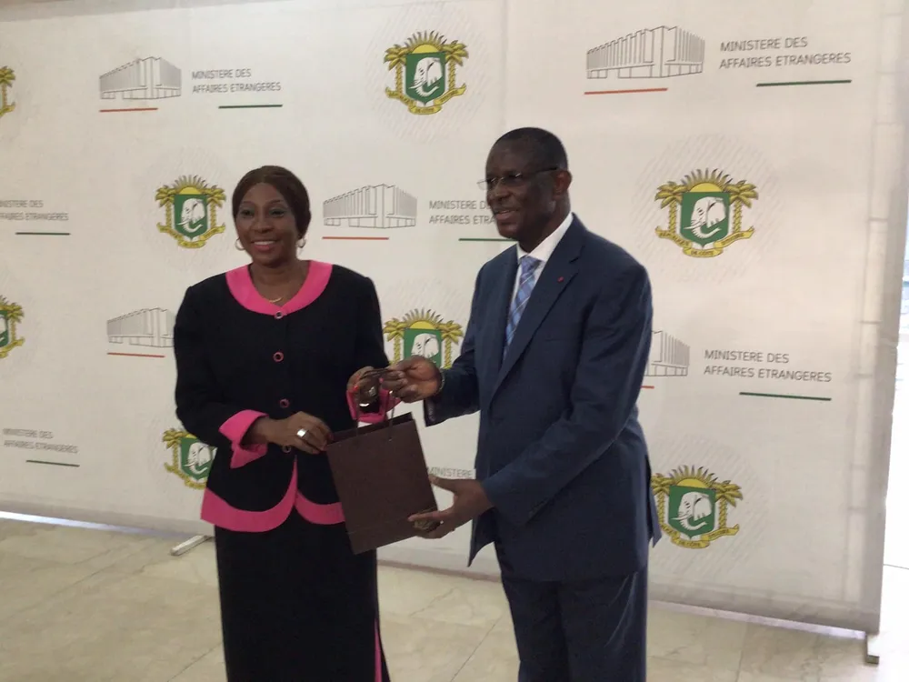 Philippe Mangou chez Kandia Camara