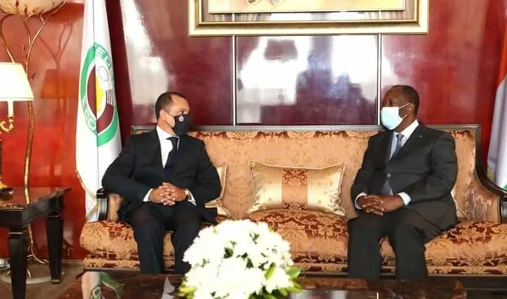 Après la chute de Condé, l’ambassadeur de Tunisie fait ses adieux à Ouattara