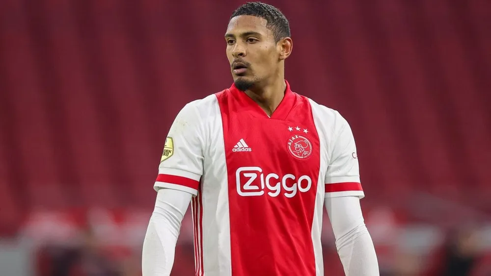 Sébastien Haller rejoint Cristiano dans l’histoire de la Ligue des champions