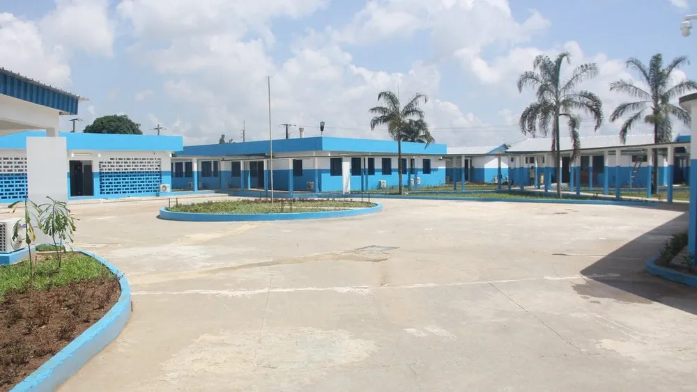 Une patiente meurt dans la cour au centre antituberculeux d’Abobo, en attente de soins