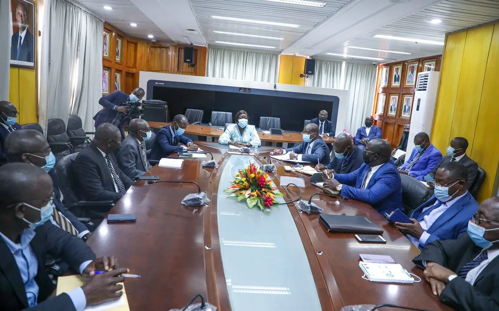 Des enseignants RHDP chez Mariatou Koné