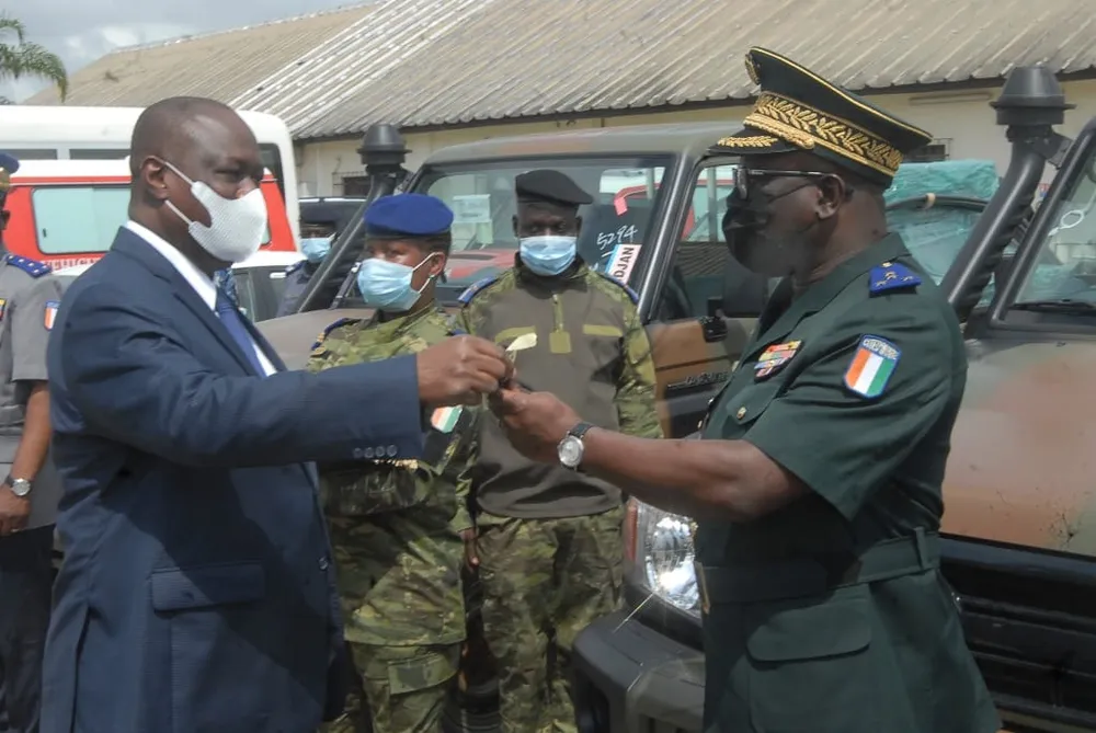 La Côte d’Ivoire sous la menace terroriste: l’armée ivoirienne dotée d’une centaine de véhicules
