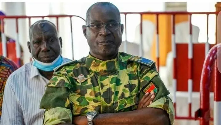 Coup d’Etat au Burkina : Roch arrêté, le général Gilbert Diendéré libéré par les mutins