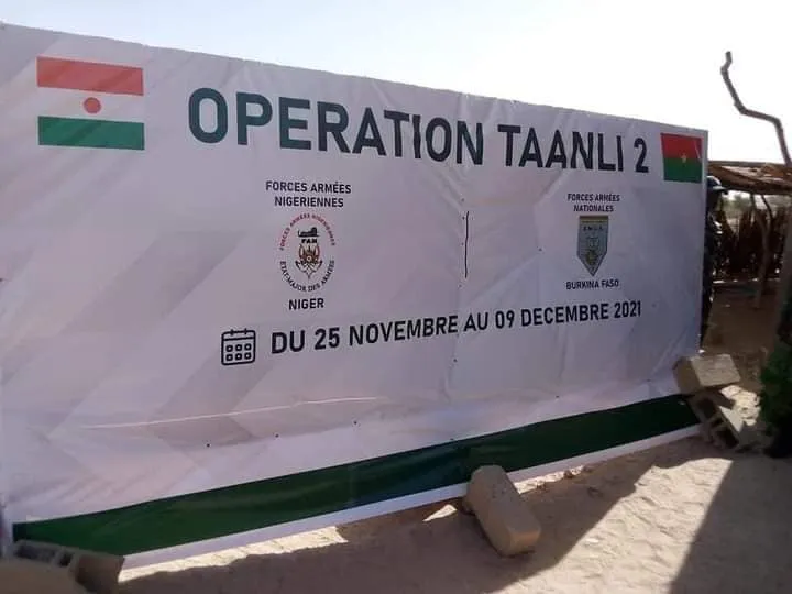 Les armées burkinabè et nigériennes neutralisent une centaine de terroristes
