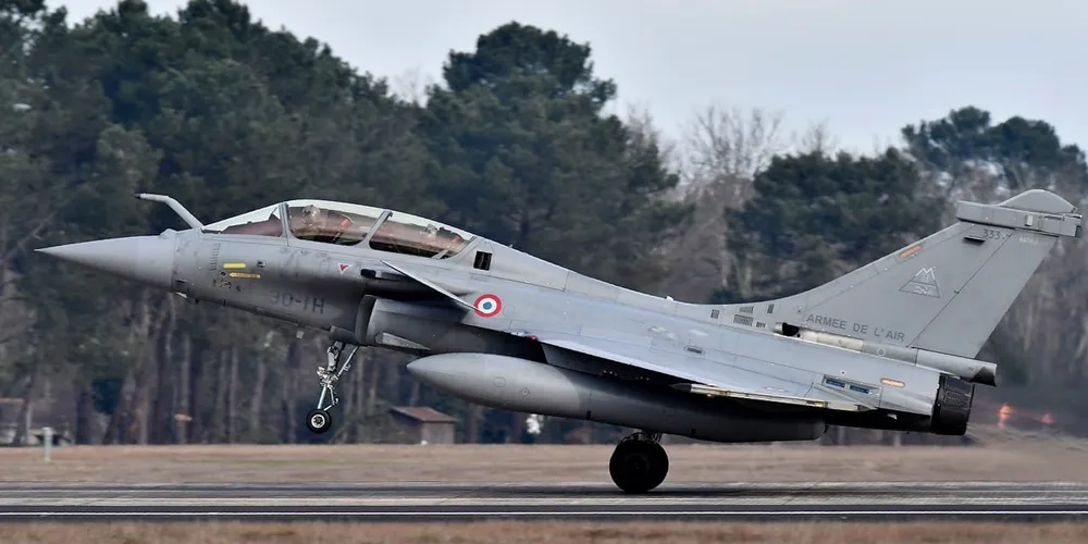 Tentative de déstabilisation du Mali en cours ? : un avion de l’armée française en provenance d’Abidjan viole l’espace aérien malien