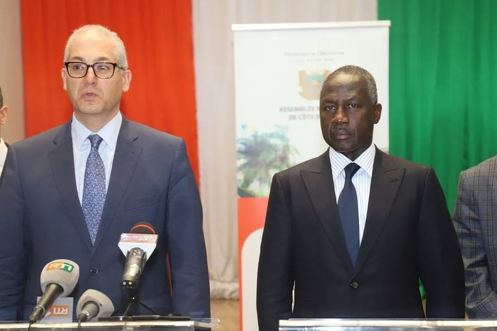 Adama Bictogo, Président par intérim de l’Assemblée nationale, reçoit Wael Badawi, Ambassadeur d’Egypte en Côte d’Ivoire.