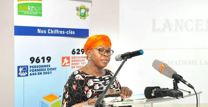 Corruption Côte d’Ivoire: « 500 marchés publics passés en 2020 bientôt audités »