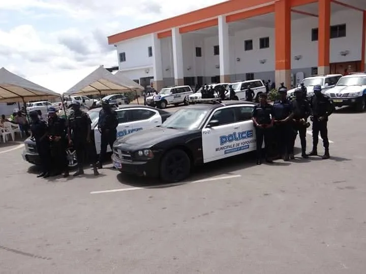 Une citoyenne ivoirienne dénonce les abus de la police municipale