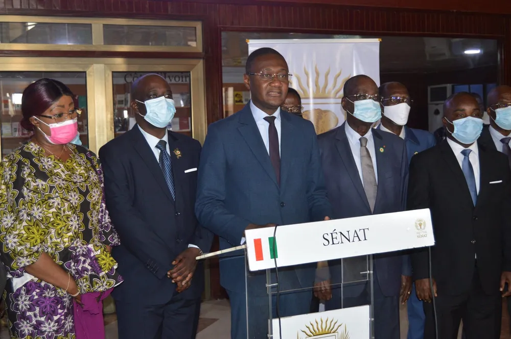 Sénat : Adoption de projets de loi relatifs au métro d’Abidjan