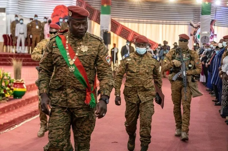 Le Burkina annonce des actions urgentes contre le terrorisme