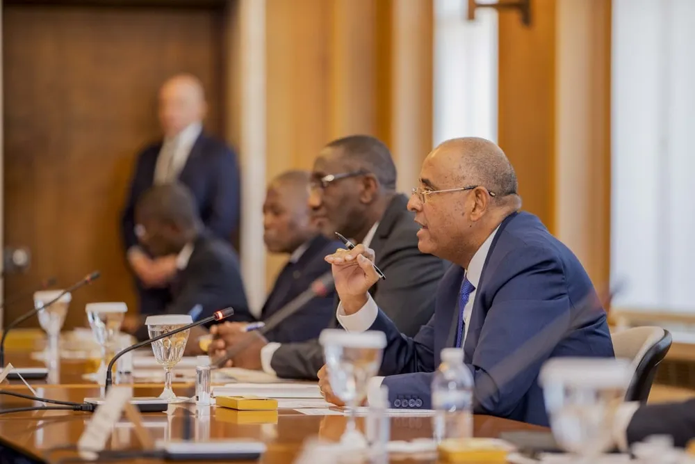 Revue de presse ivoirienne du 25 mai 2022: Patrick Achi: les jeunes ne demandent qu’à travailler, créons des emplois