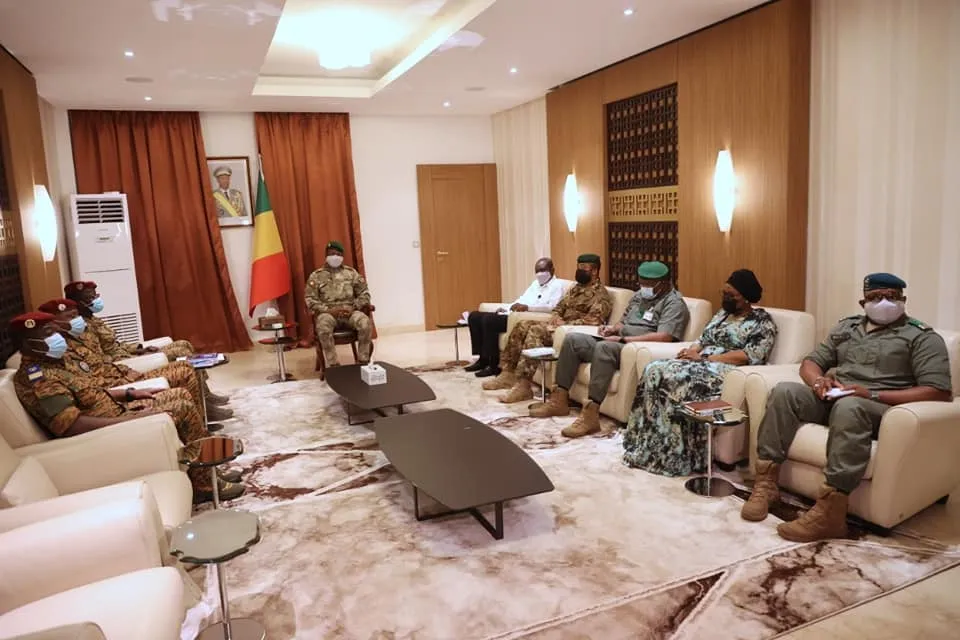 Mali : le film de l’attaque du camp militaire de Kati où réside Assimi Goïta