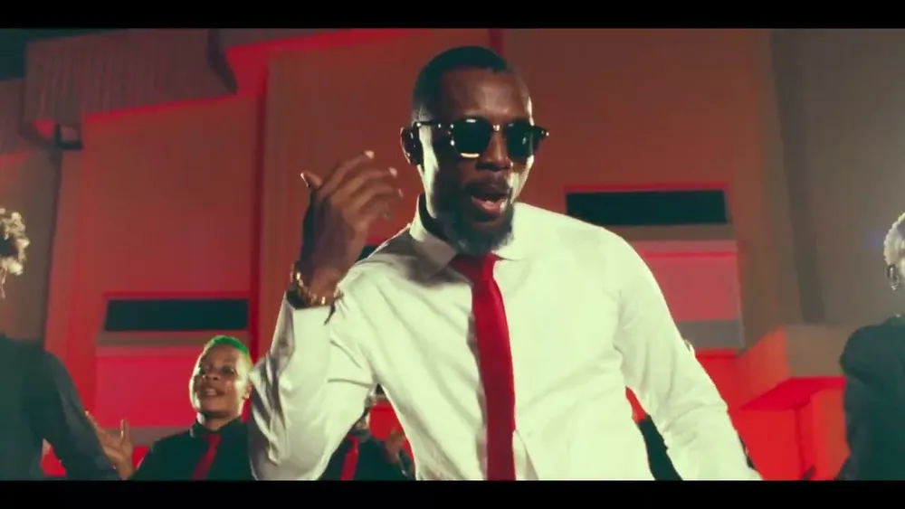 Serge Beynaud: « C’est Dosé », découvrez le clip officiel