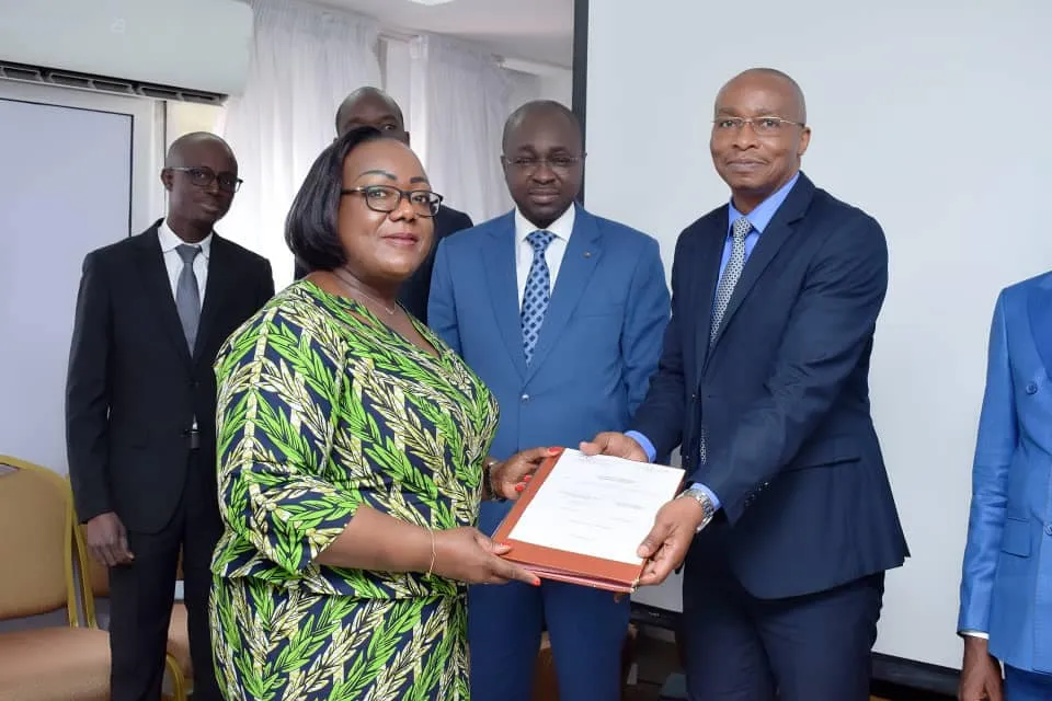 Côte d’Ivoire : recrutement de 10 300 nouveaux enseignants contractuels