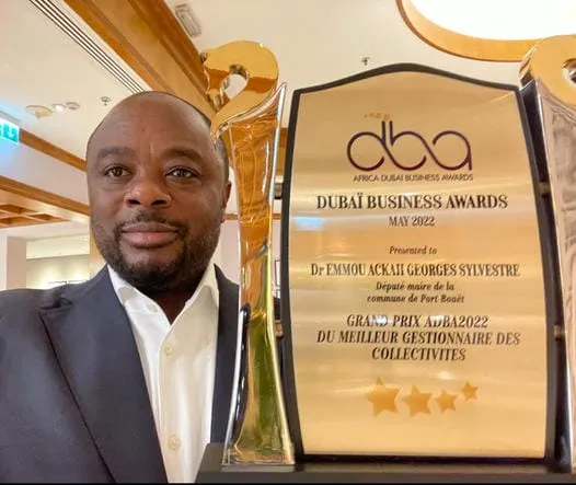 Dubai Business Awards 2022 : Emmou Sylvestre, le maire de Port-Bouët, reçoit le Grand Prix Abda du Meilleur Gestionnaire des Collectivités