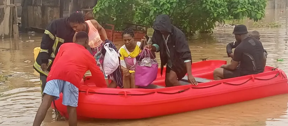 Point des inondations à Abidjan ce 21 juin 2022: plusieurs familles sauvées par les pompiers, des images