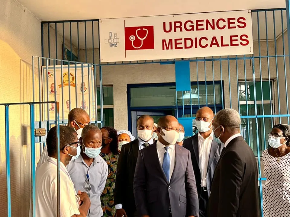 CHU de Treichville: le ministre Pierre Dimba visite les services d’urgences médicales, de Gyneco-obstétrique et de pédiatrie