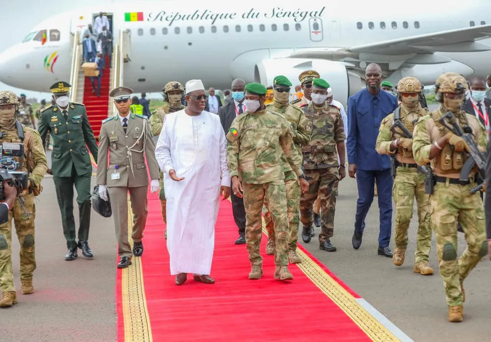 Soldats ivoiriens, transition au Mali : Assimi Goïta reçoit Macky Sall à Bamako
