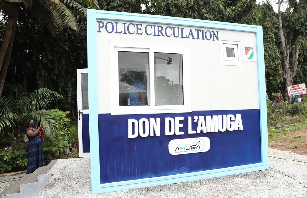 AMUGA: remise de box à la police ivoirienne