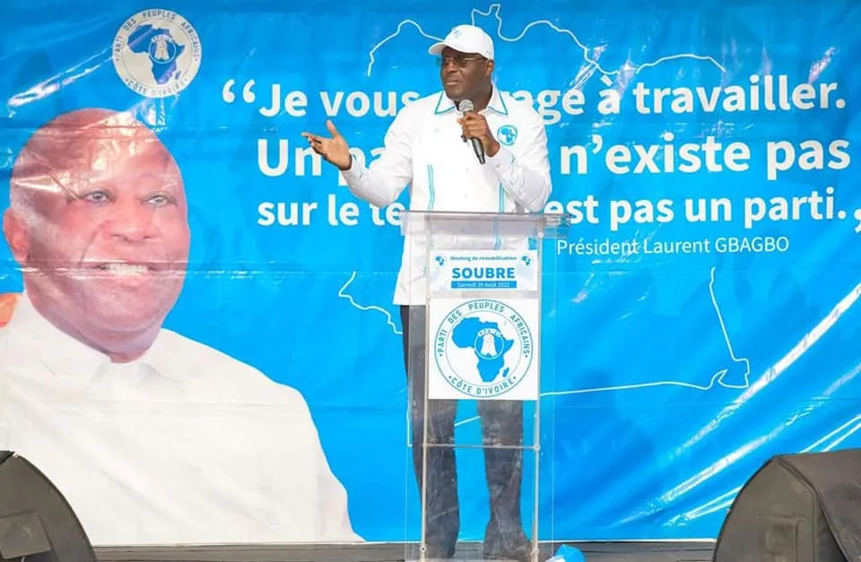 Stéphane Kipré salue la libération des 46 militaires ivoiriens et appelle à la libération de Pulchérie Gbalet et des prisonniers politiques